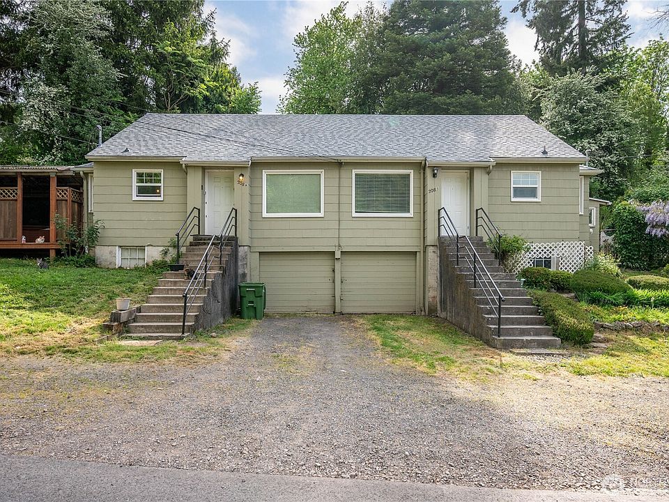1st image of 208 NE Kirby