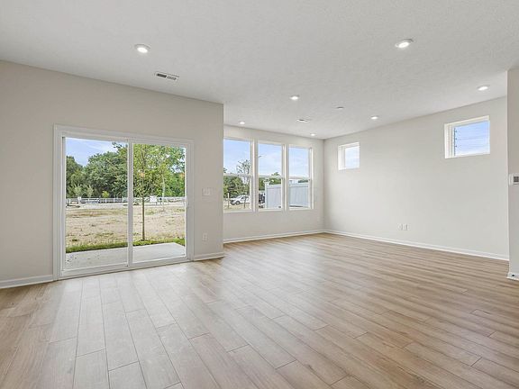 4th image of 3371 Abberley Dr Lot 1005