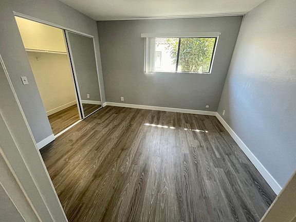 5th image of 10829 Del Norte St #20