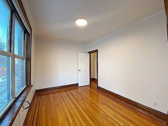 4th image of 578 7th Ave #2M