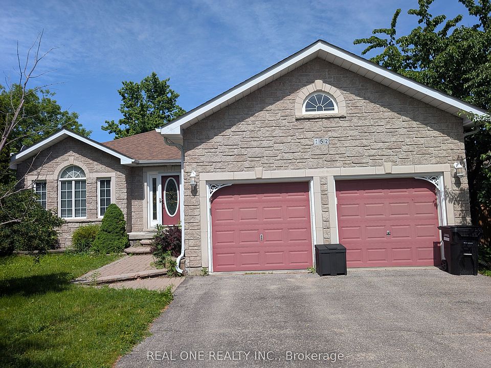 1st image of 162 Golden Meadow Rd N