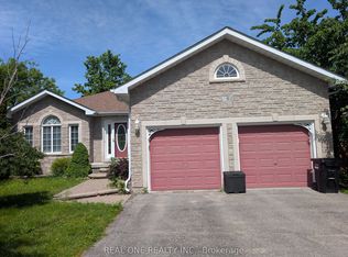 162 Golden Meadow Rd N, Barrie, ON L4N8P2