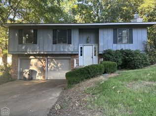 1202 Rainwood Dr, Jonesboro, AR 72401