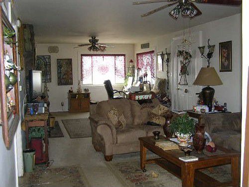 3rd image of 728 Ellen Dr