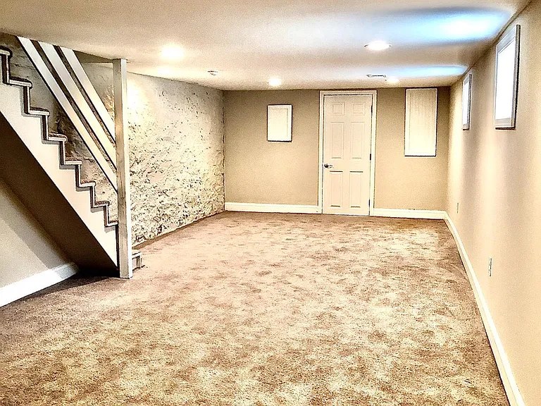 927 Spring Mill Ave — Photo 8