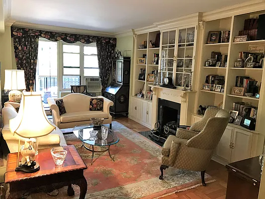 Sold by Gary Palmer, LREB | media 4