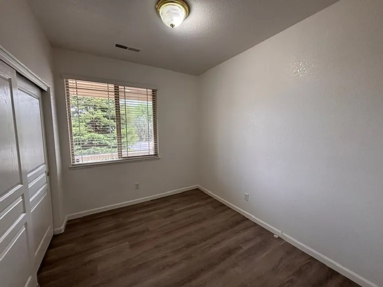1024 Westcreek Ln — Photo 9