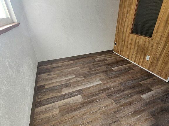 2nd image of 1032 N Tennyson St #1