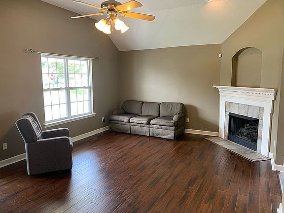 3rd image of 6428 Jerica Ln
