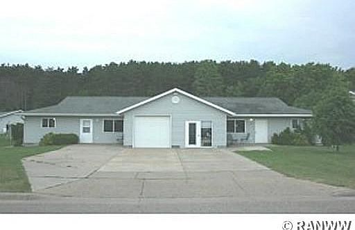 1st image of 1126-8 Evergreen Lane