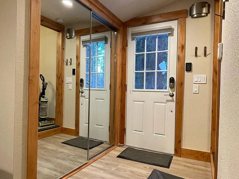 1254 Bonanza Ave — Photo 11