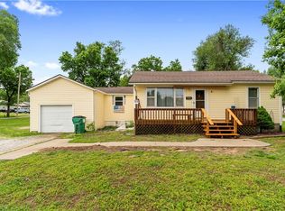 329 W Atlantic St, Nevada, MO 64772