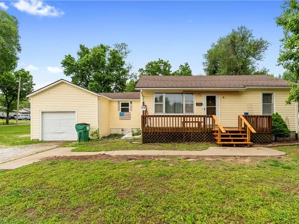 329 W Atlantic St, Nevada, MO 64772