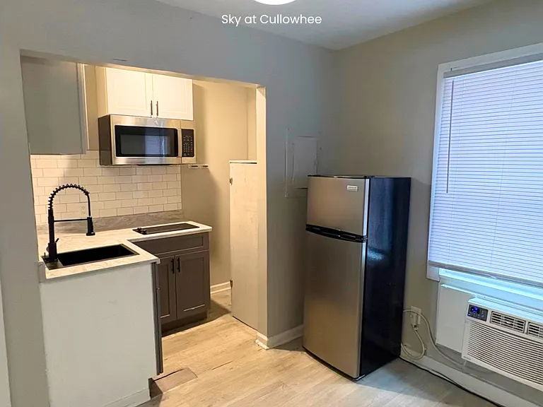Sky at Cullowhee - Modern Living! - 50 % off First month — Photo 19