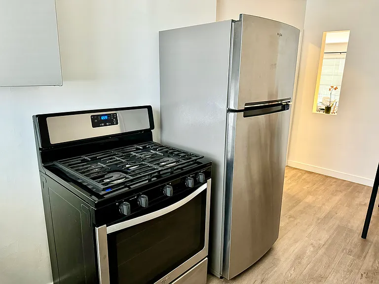 8277 W Fountain Ave #4 — Photo 9