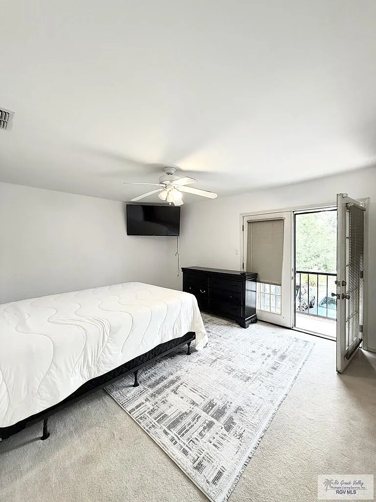 2 bed, 1.5 bath, 1319 sqft, $1,750 — Photo 1