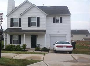 1st image of 2743 Round Hill Ct