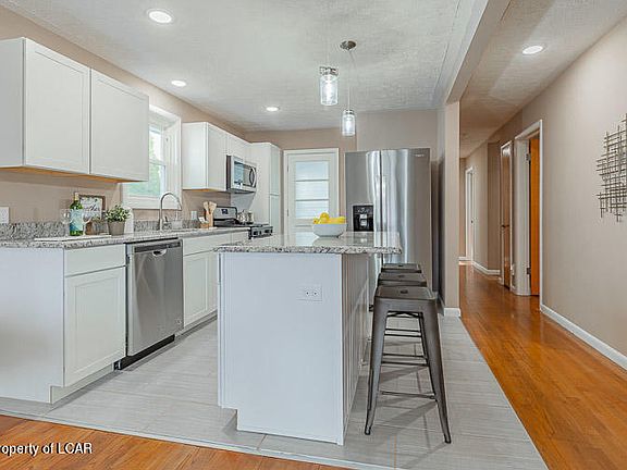 4th image of 1783 Wyoming Ave