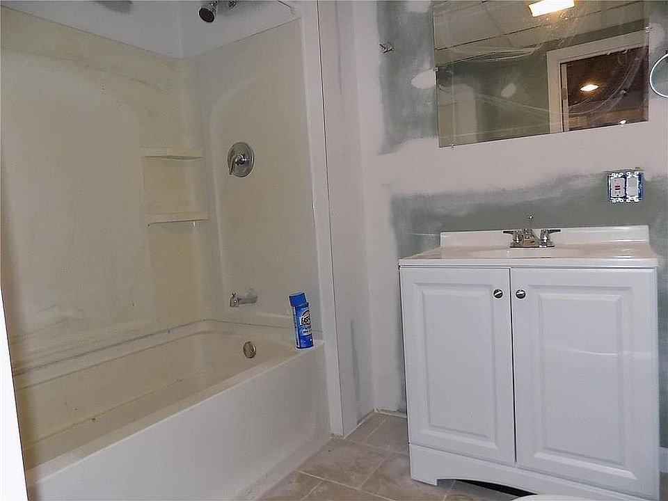 1st image of 144 De Pinedo St #1