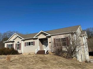 1121 Red Hill Rd, Big Island, VA 24526