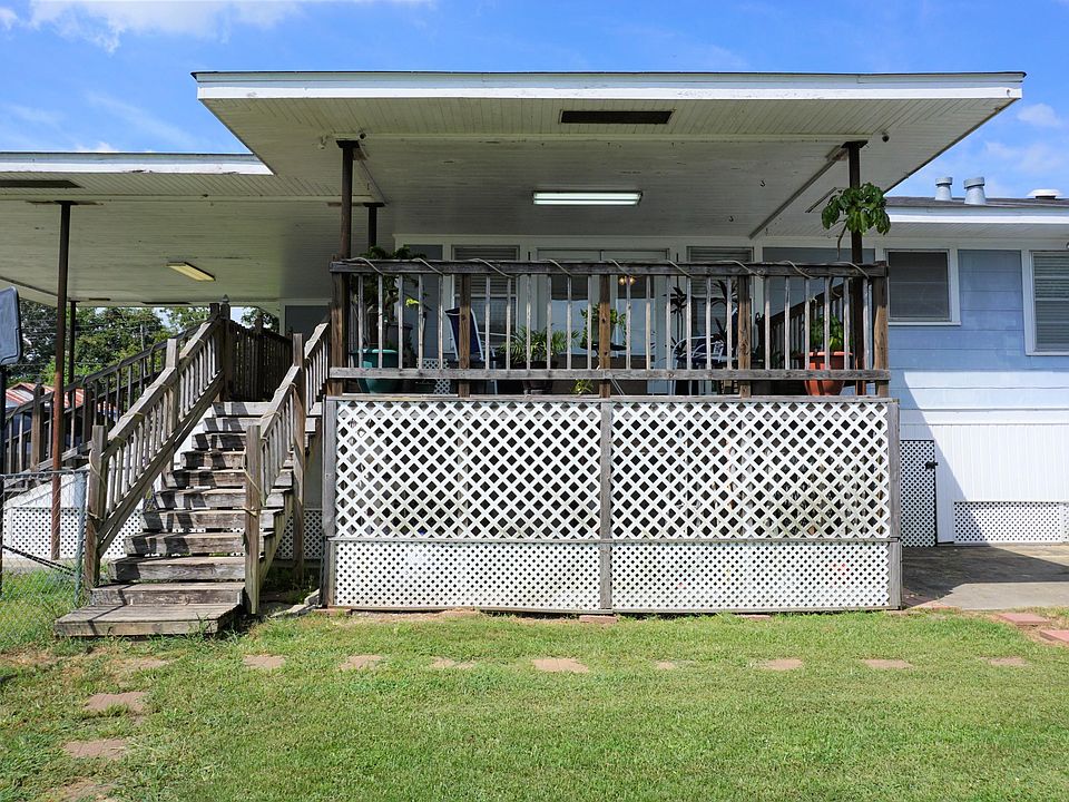 1st image of 400 N Toups St