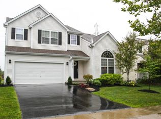 5949 Painted Leaf Dr, New Albany, OH