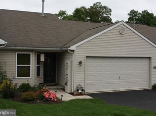 5828 Hidden Lake Dr, Harrisburg, PA 17111