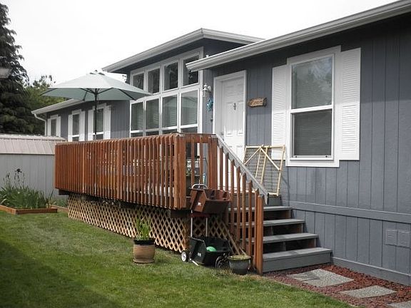 3rd image of 16812 SE 1st St