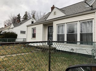 834 W Hemphill Rd, Flint, MI 48507