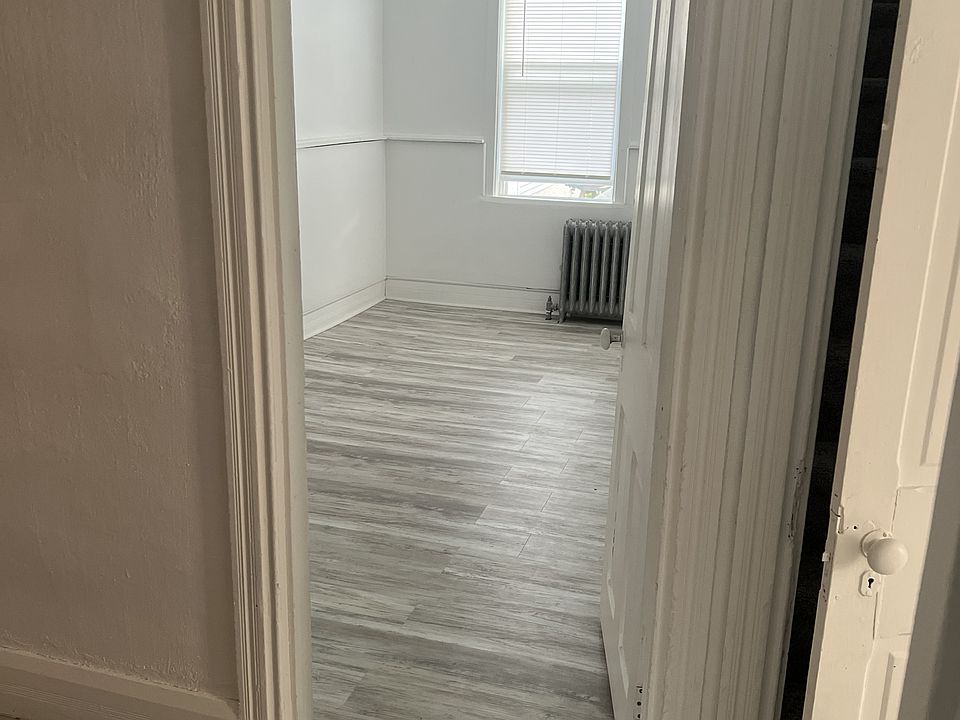 1st image of 35 Walnut St #2