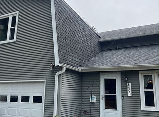 600 Dewey St, Harvard, IL 60033