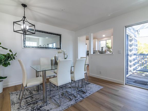 4th image of 409 Cork Harbour Cir APT H