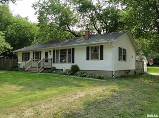 228 N Lamoine St, Macomb, IL 61455