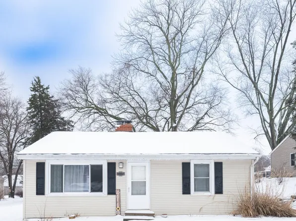 5218 E Richland Ave, Chillicothe, IL 61523