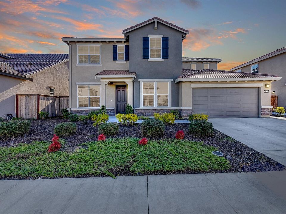 1st image of 5072 Foxfield Way