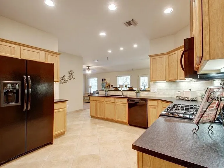 1111 Fossil Cv — Photo 18