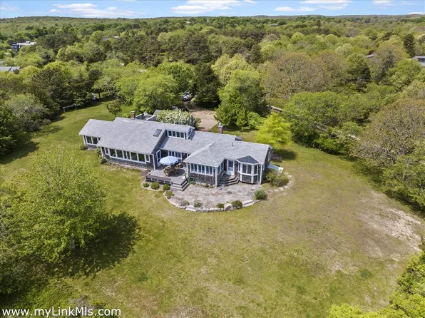 71 Runner Rd, West Tisbury, MA 02575