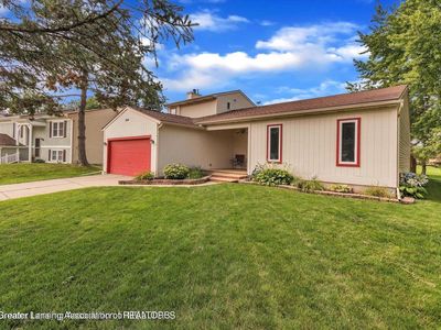 524 Dutch Hill Dr, Lansing, MI, 48917