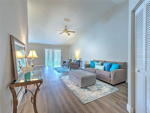 2nd image of 1808 Tarah Trace Dr
