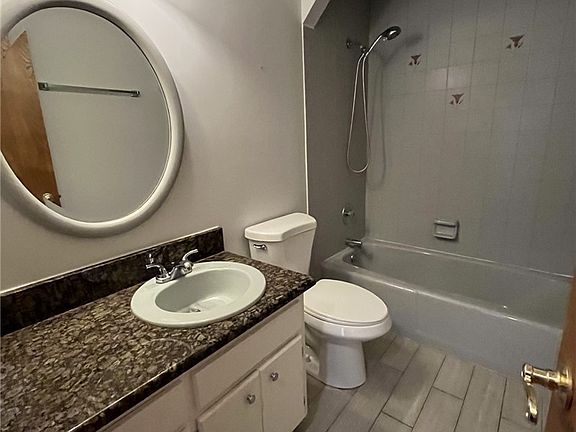 5th image of 1 Cherry Ln