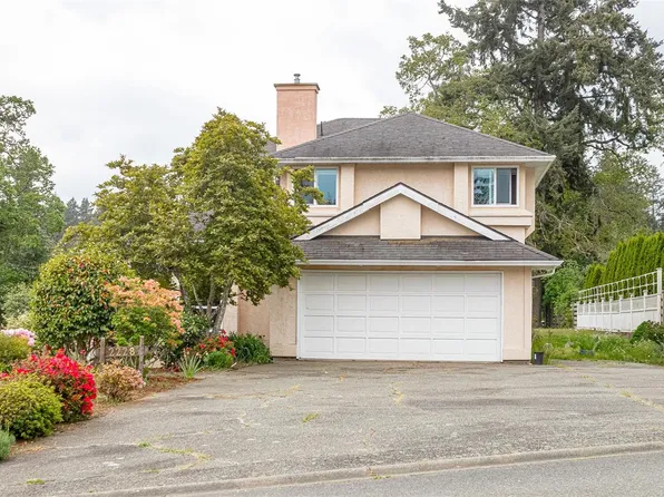 2228 Tarn Pl, North Cowichan, BC V9L 5E7