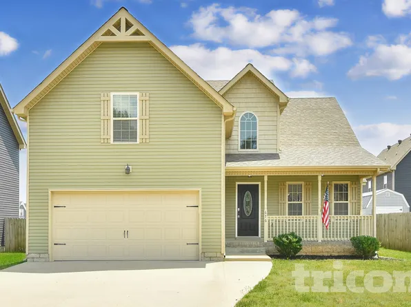 676 Ellie Nat Dr, Clarksville, TN 37040