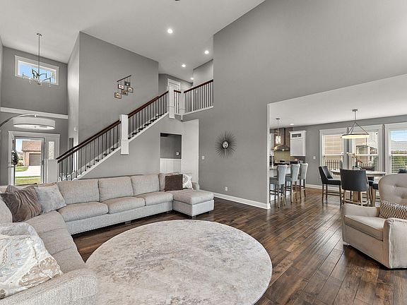 4th image of 9017 Hibiscus Dr