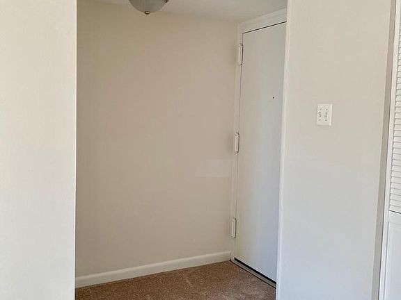 2nd image of 132 Roberts Ln APT 201