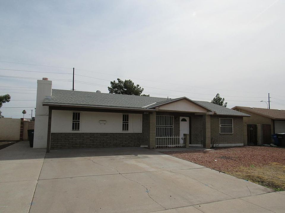1st image of 2031 N 51st Dr
