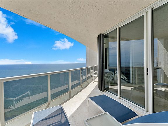 3rd image of 3200 N Ocean Dr APT 2505