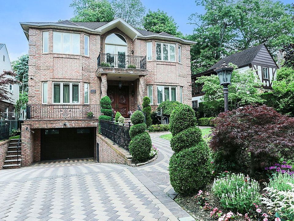 1st image of 8049 221st St