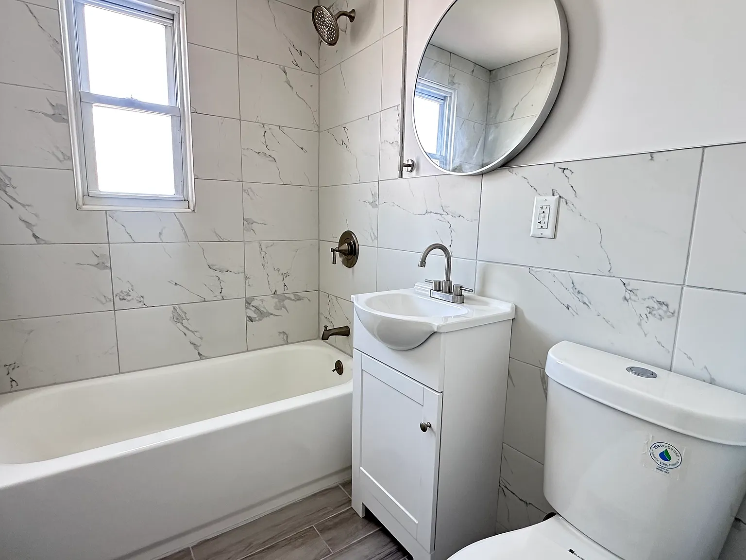 2 bed, $2,200 — Photo 4