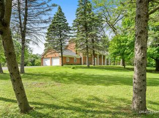 1N480 Indian Knoll Rd, West Chicago, IL 60185