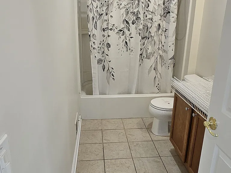 44 Imperial Pl — Photo 13